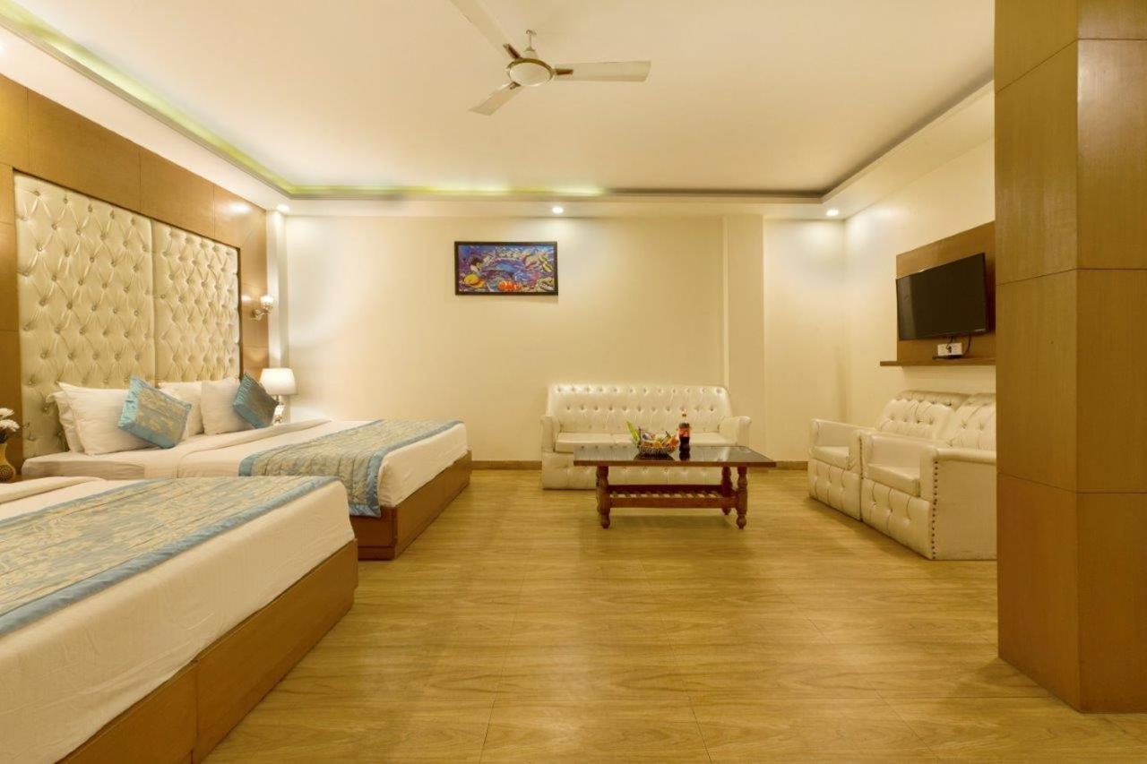 Hotel Viva Palace By Opo New Delhi Exterior foto