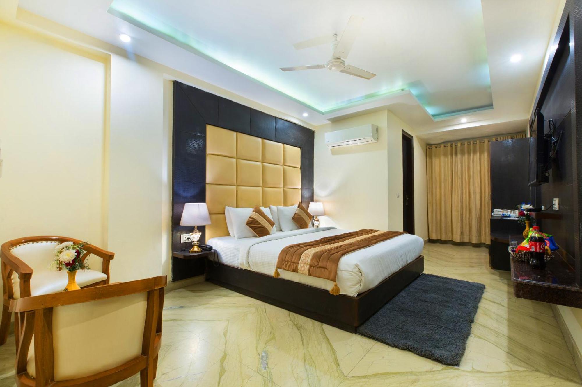 Hotel Viva Palace By Opo New Delhi Exterior foto