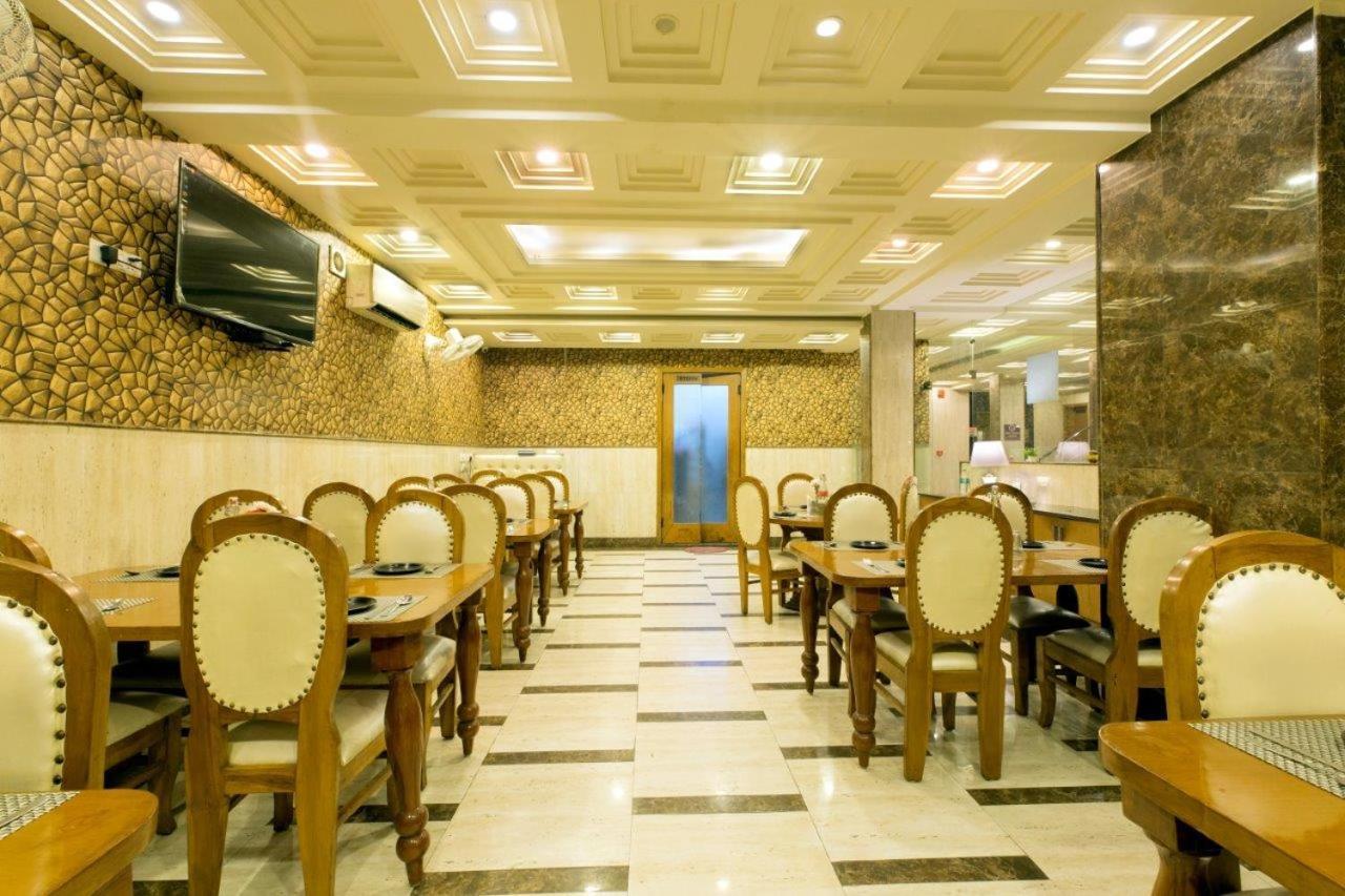 Hotel Viva Palace By Opo New Delhi Exterior foto