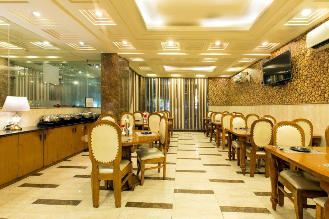 Hotel Viva Palace By Opo New Delhi Exterior foto